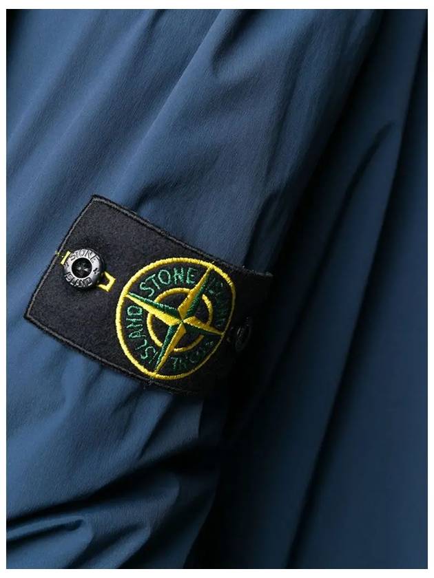 Skin Touch Wappen Patch Hooded Jacket Marine Blue - STONE ISLAND - BALAAN 5