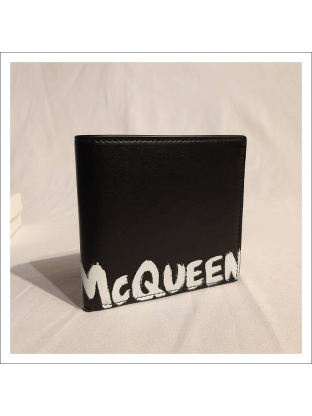 Men's White Graffiti Logo Half Wallet Black - ALEXANDER MCQUEEN - BALAAN 4