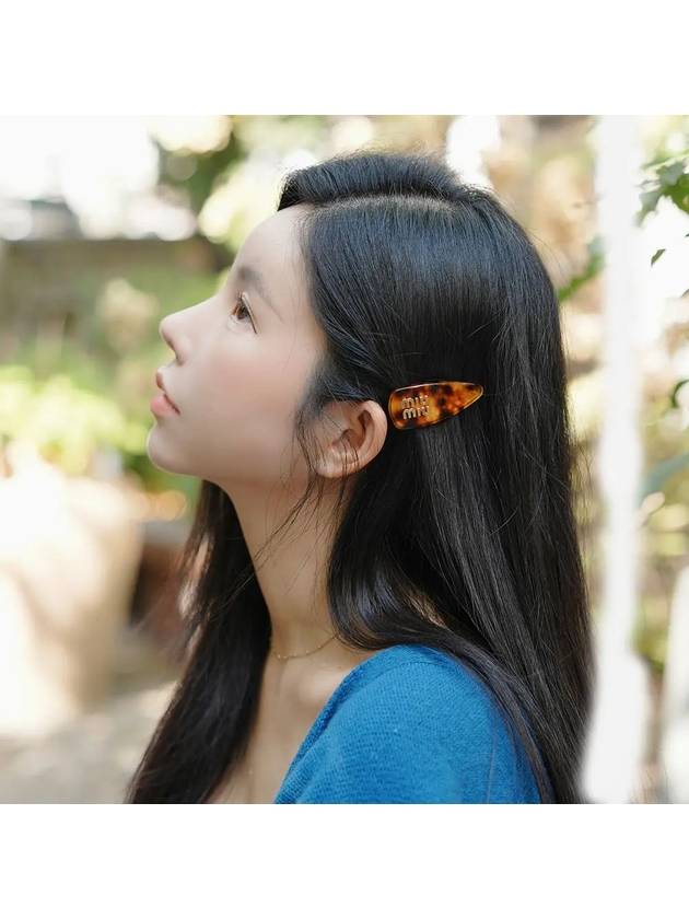 Plexiglas Hair Clip Brown - MIU MIU - BALAAN 2