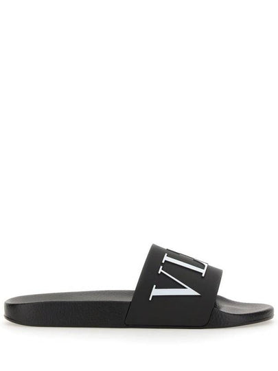 Rubber Rockstud Slippers Black - VALENTINO - BALAAN 2