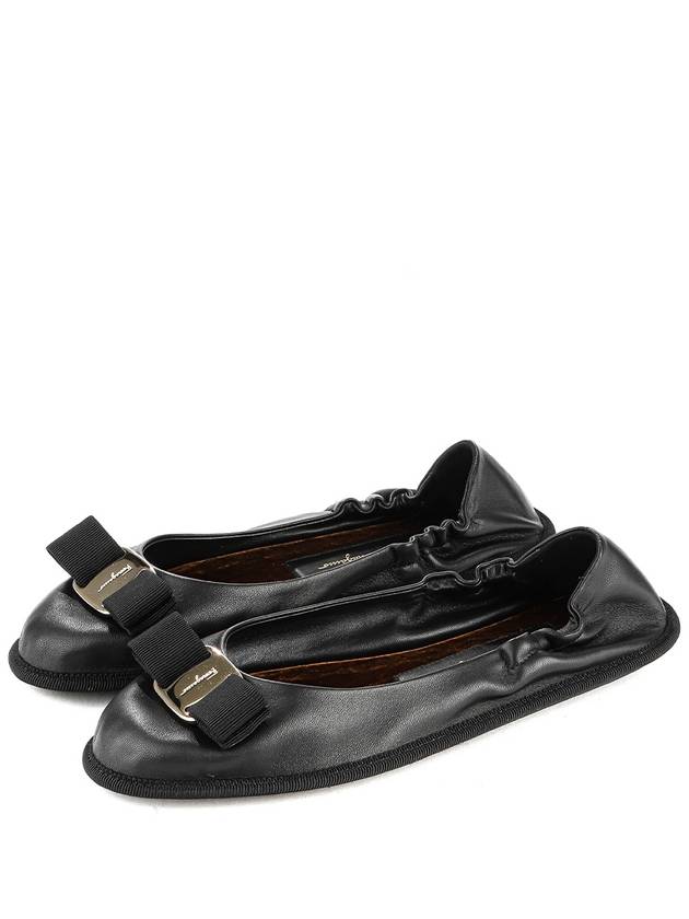 Salvatore Stories Ballerina Flats Black - SALVATORE FERRAGAMO - BALAAN.