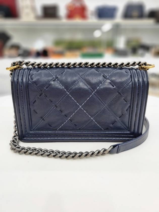 Boy Bag Vintage Navy Small Shoulder A92881 - CHANEL - BALAAN 6