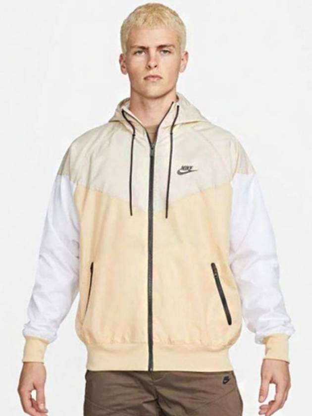 01 727325 268 Wind Runner Jacket Coconut - NIKE - BALAAN 1