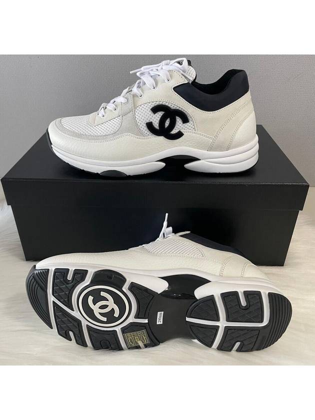 CC logo white men s sneakers - CHANEL - BALAAN 4