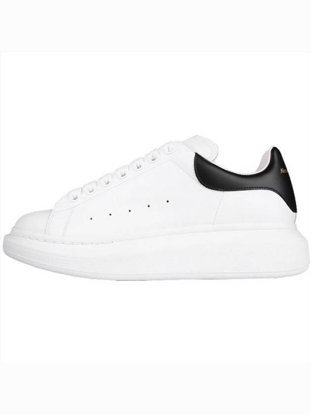 Oversized Leather Tab Low Top Sneakers White - ALEXANDER MCQUEEN - BALAAN 4