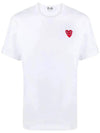 Play Men's Small Double Red Heart Wappen Short Sleeve T-Shirt P1 T288 2 White - COMME DES GARCONS - BALAAN 1