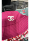 23SS CC Pearl Bucket Hat Fuchsia AA8956 - CHANEL - BALAAN 4