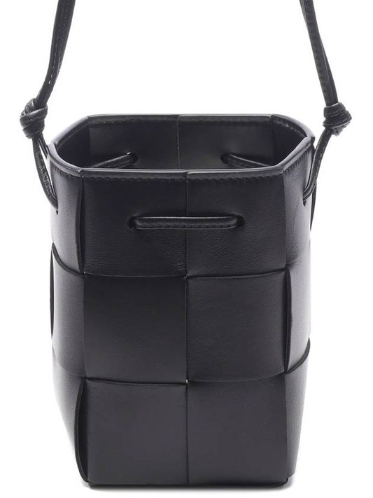 Intrecciato Cassette Small Bucket Bag Black - BOTTEGA VENETA - BALAAN 2