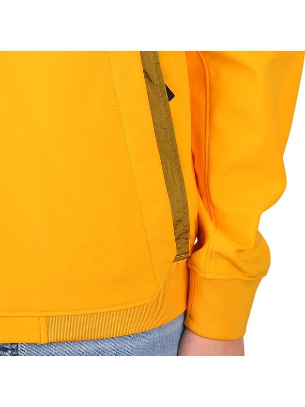 Men's Wappen Patch Softshell Zip Up Hoodie Yellow - STONE ISLAND - BALAAN 9