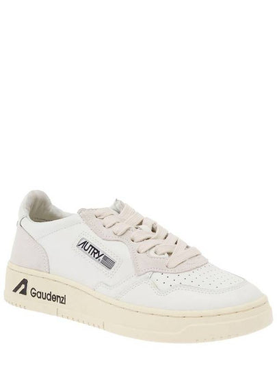 'Medalist Low' White Sneakers With Suede Inserts And Logo Print On Platform In Leather Woman Autry - AUTRY - BALAAN 2