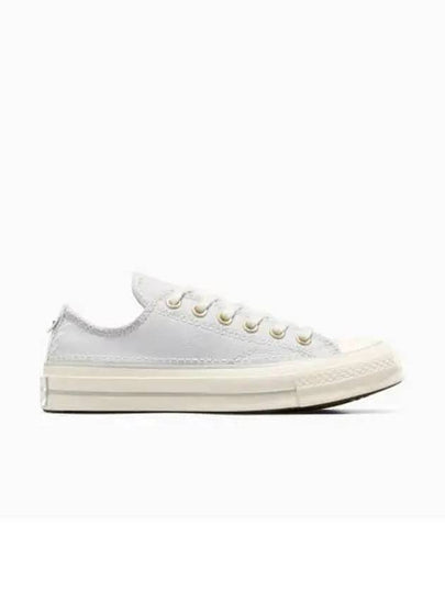 Chuck 70 Crafted Stitching Low Top Sneakers Light Grey - CONVERSE - BALAAN 2