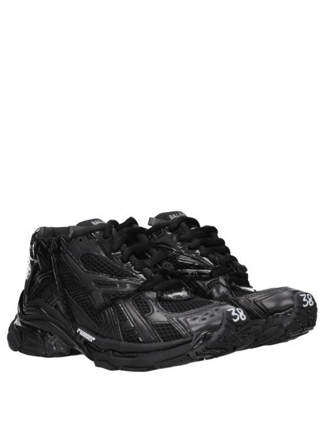 Runner Low Top Sneakers Black - BALENCIAGA - BALAAN 3