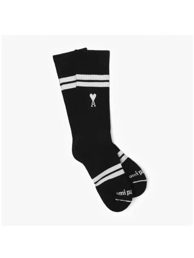 USC011 AW0015 001 De Coeur Heart Logo Striped Socks - AMI - BALAAN 4