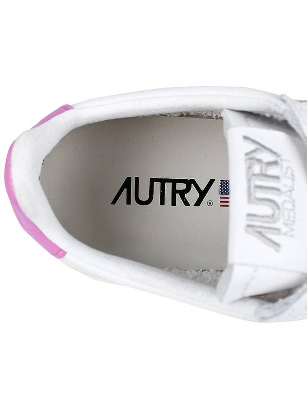 Medalist Pink Tab Low Top Sneakers White - AUTRY - BALAAN 9