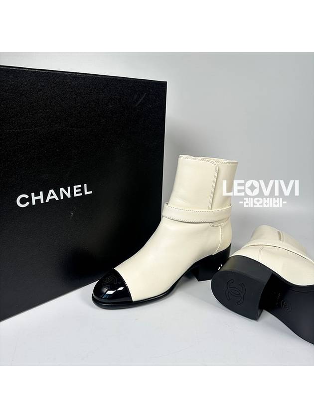 CC logo twotone buckle leather white ankle boots short boots 365 G38067 - CHANEL - BALAAN 8