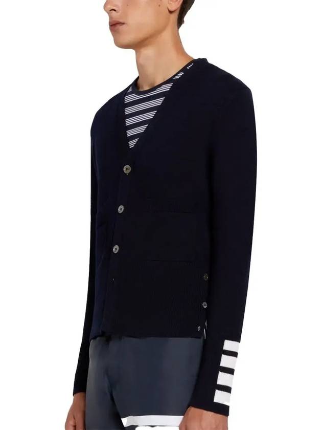 Men's Fine Merino Wool 4 Bar Cuff V-Neck Cardigan Navy - THOM BROWNE - BALAAN 5