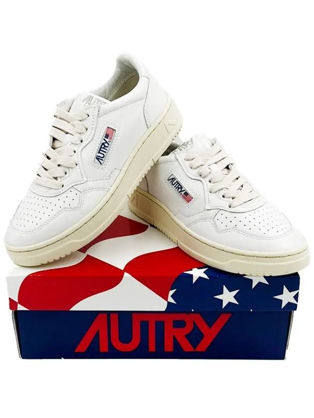 Medalist Leather Low Top Sneakers White - AUTRY - BALAAN 7