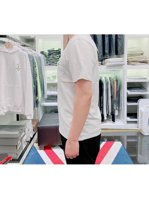 Tricolor Fox Pocket Short Sleeve T Shirt - MAISON KITSUNE - BALAAN 2