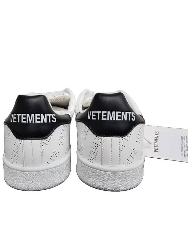 UAH19VT Women s Sneakers White Black - VETEMENTS - BALAAN 6