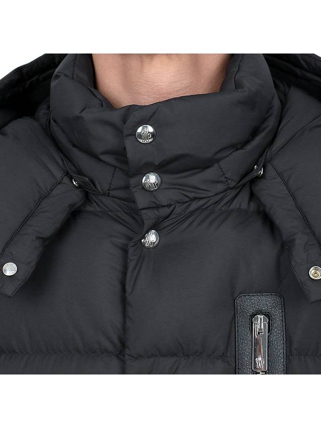 BAUGES padding 1A00168 549SK 999 - MONCLER - BALAAN 7