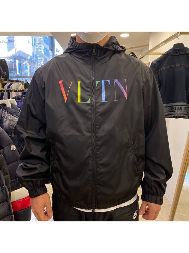 Rainbow VLTN Logo Hooded Jacket Black - VALENTINO - BALAAN.