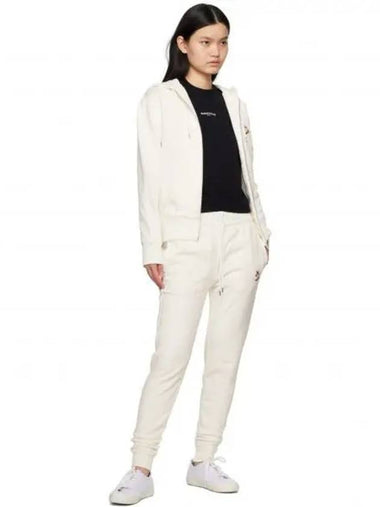 Women s Off Chillax Fox Jogger Pants 231389F086004 270405 1147432 - MAISON KITSUNE - BALAAN 1