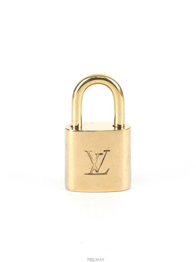 women key holder - LOUIS VUITTON - BALAAN 4