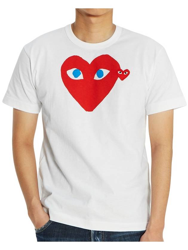 Play Men's Double Blue Eyes Heart Red Wappen Short Sleeve T-Shirt White - COMME DES GARCONS - BALAAN 6