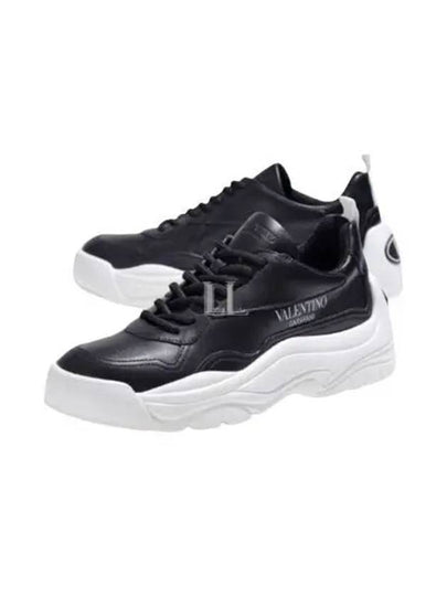 Gumboy Banshee Low Top Sneakers Black - VALENTINO - BALAAN 2