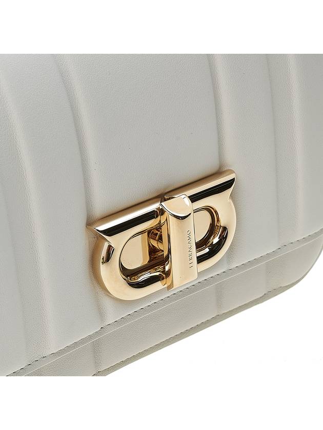 Ferragamo Women s New Gancini Chain Cross Bag 21 4971 OPTIC WHITE 0765519 - SALVATORE FERRAGAMO - BALAAN 6