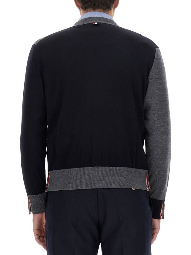 Fun Mix Fine Merino Jersey Stripe Relaxed V-Neck Cardigan Navy Grey - THOM BROWNE - BALAAN 4