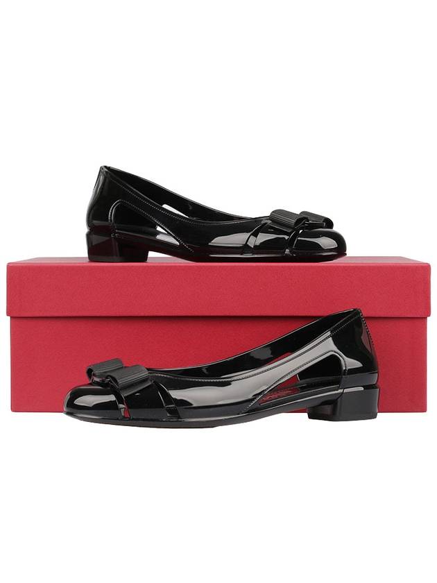 Vara Bow Jelly Ballet Flat Black - SALVATORE FERRAGAMO - BALAAN 10