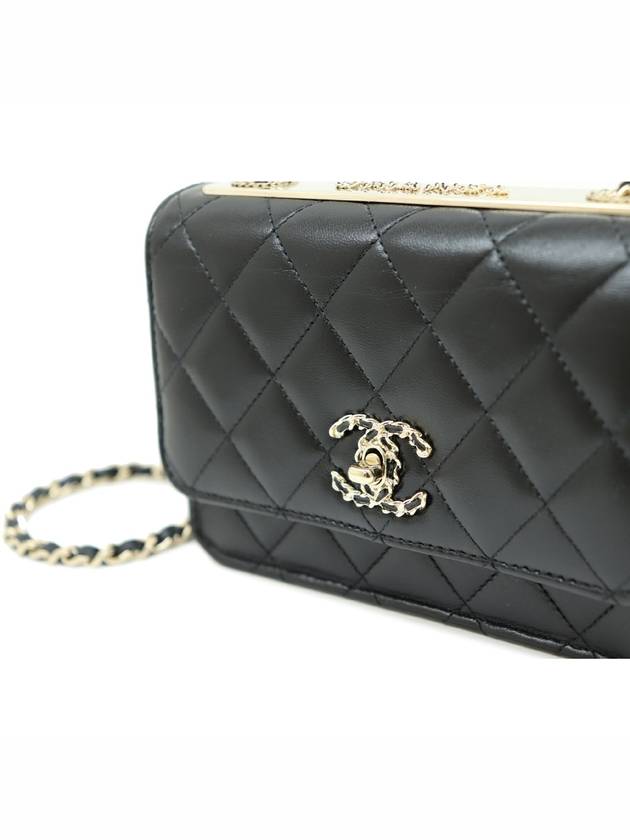 Really clean 23 Year Shinsegae Purchase Trendy CC Mini Cross Bag A - CHANEL - BALAAN 4