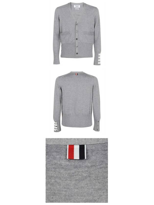 Men's Fine Merino Wool 4 Bar Cuff V-Neck Cardigan Grey - THOM BROWNE - BALAAN 5