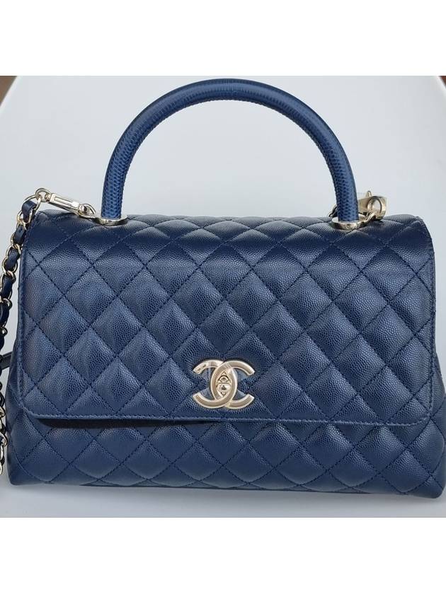 Coco Handle Caviar Medium Tote Bag Navy - CHANEL - BALAAN 2