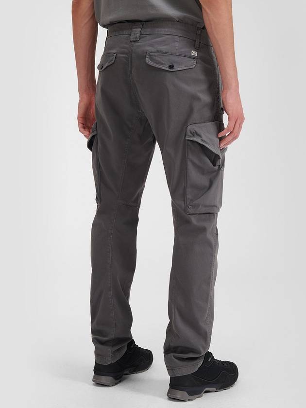 Lens Wappen Garment Dye Utility Cargo Pants Gray - CP COMPANY - BALAAN.