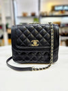 Season Lambskin Black Gold Chain Flap Bag 26th A57895 - CHANEL - BALAAN 1