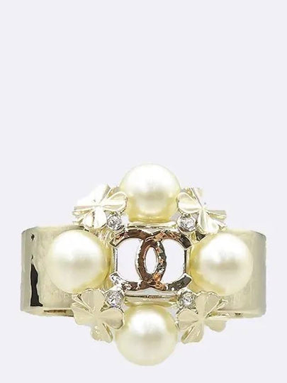 Gold Metal Plated Pearl Custom Four Leaf Clover COCO Logo Bangle Women s Bracelet M Size - CHANEL - BALAAN 2