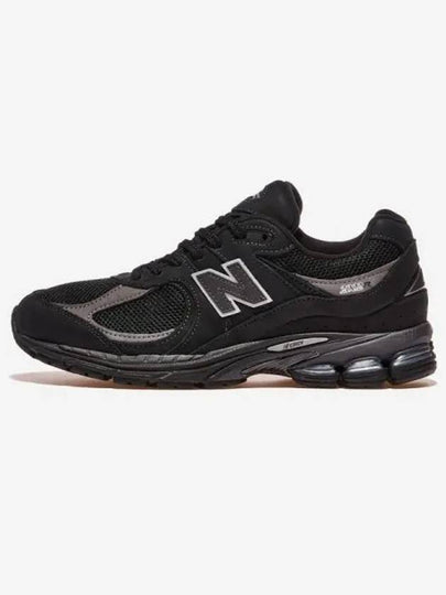 2002R Low Top Sneakers Black - NEW BALANCE - BALAAN 2