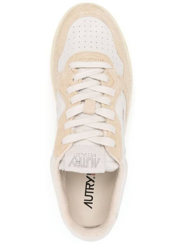 Medalist Logo Patch Low-Top Sneakers Beige - AUTRY - BALAAN 4