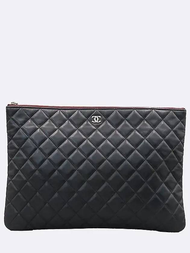 A82552 Black Classic Lambskin Silver Logo Large Clutch - CHANEL - BALAAN 2