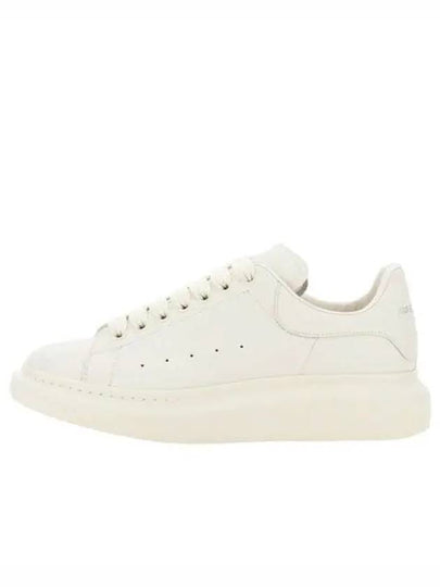 Men's Oversized Leather Low Top Sneakers White - ALEXANDER MCQUEEN - BALAAN 2