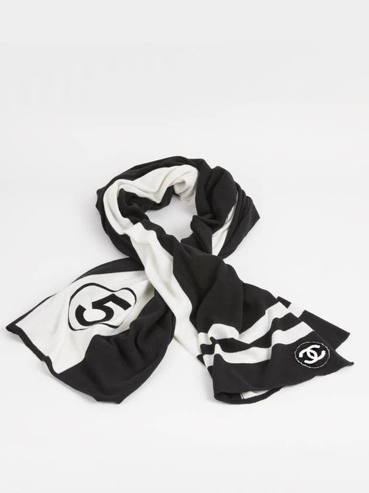 CC Logo No 5 Cashmere Stole Muffler White Black - CHANEL - BALAAN 2