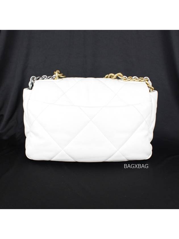 CH 19 Flap Bag Small White CH42BG072 - CHANEL - BALAAN 3