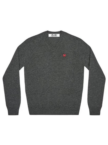 Mini Red Heart Wappen V-Neck Long Sleeve Knit Top Grey - COMME DES GARCONS - BALAAN 1