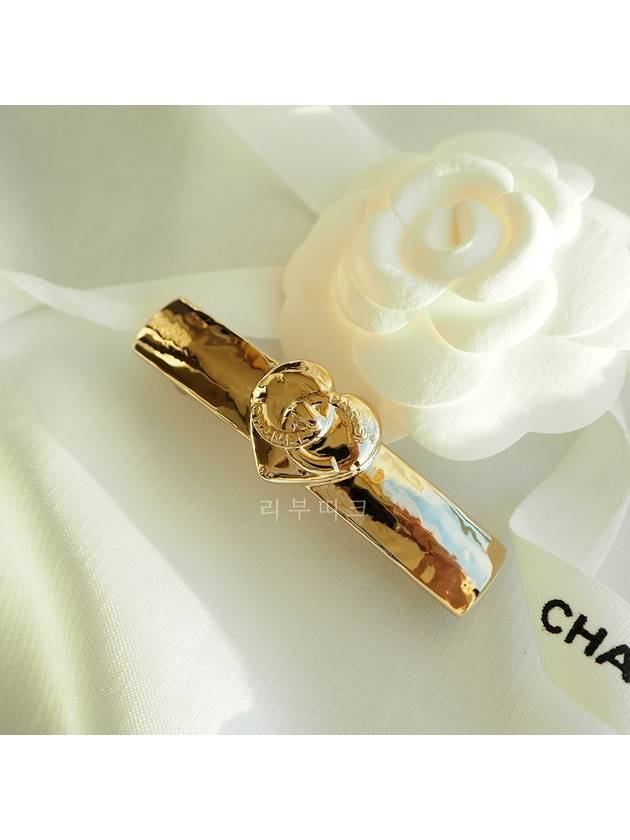 22B CC Logo Heart Gold Hairpin AB9124 - CHANEL - BALAAN 10