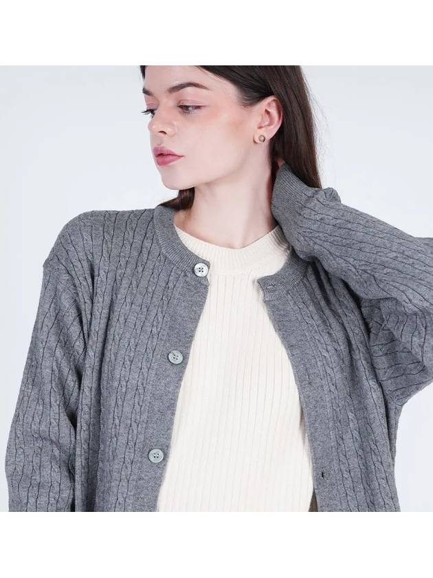 Silket Cable Round Neck Cardigan Chacoal - CHANCE'S NOI - BALAAN 4