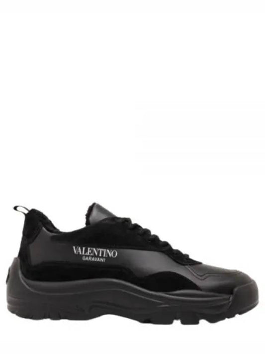 Gumboy Low-Top Sneakers Black - VALENTINO - BALAAN 2