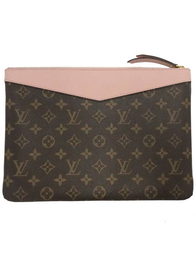 Women s Louis Vuitton M62942 Rose Powder Monogram Canvas Daily Pouch Clutch gt Gangbuk used luxury goods - LOUIS VUITTON - BALAAN 4