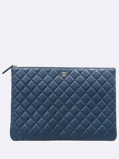 A82552 Blue Lambskin Classic Large CC Silver Logo Clutch - CHANEL - BALAAN 2